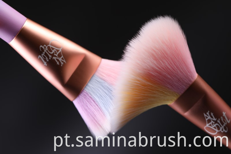 Saw 2010 Makeup Brush Details 04